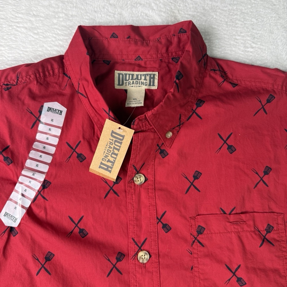 Duluth Trading Shirt Mens XL Red Grilling Barbecue 100% Cotton Short Sleeve NWT